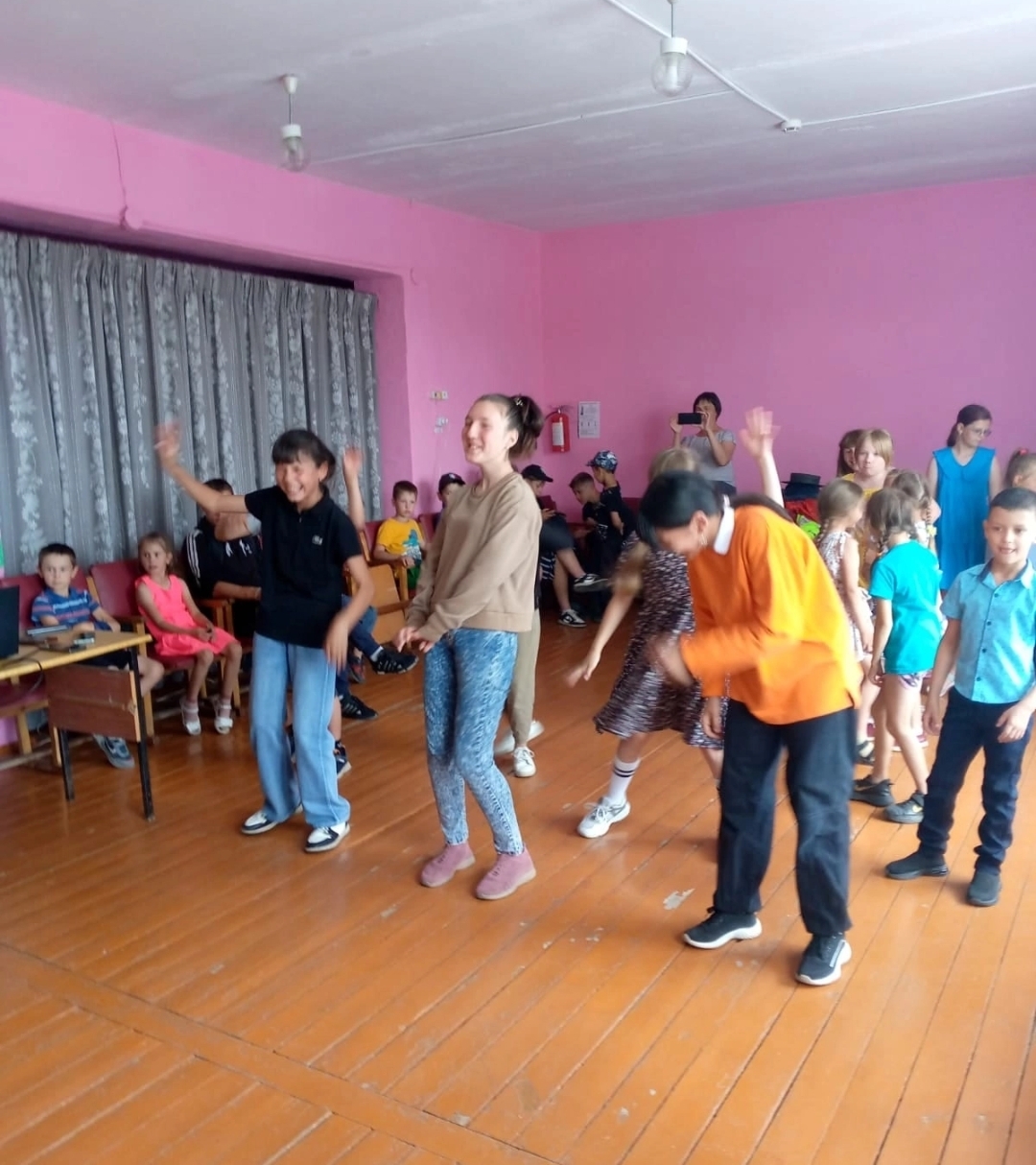 Танцевальный Баттл для детей лагеря &amp;quot;Путешествие по странам и континентам&amp;quot;.